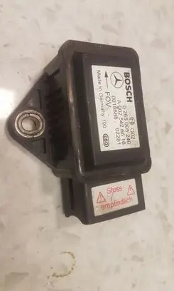 Mercedes-Benz E W211 ESP acceleration yaw rate sensor 0265005246 A0025426618