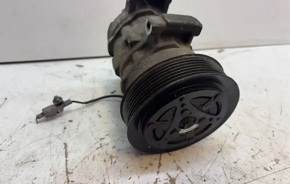 Toyota Hilux (AN10, AN20, AN30) Air conditioning (A/C) compressor (pump) 10S11C HFC134A JK4472608020