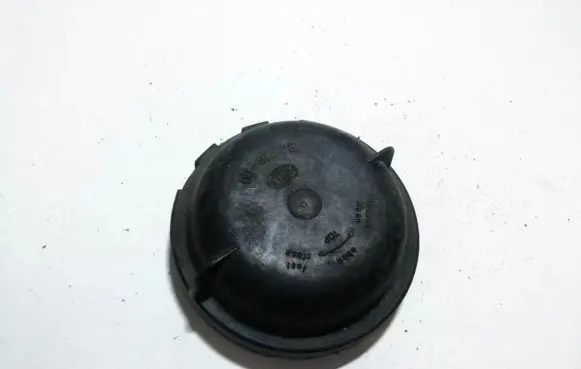 Volkswagen PASSAT B3 Headlight/headlamp dust cover 13472800