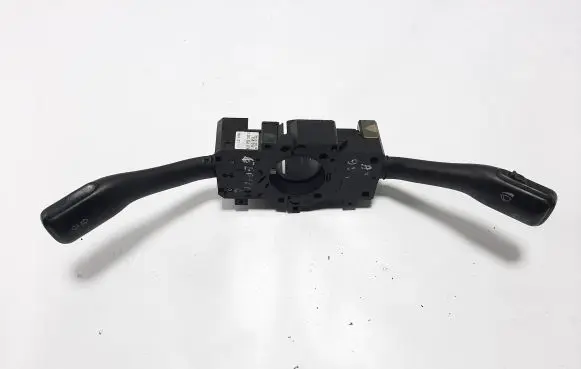 Audi A3 S3 8L Indicator stalk 8L0953513G