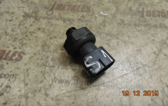 Lexus IS 220D-250-350 Air conditioning (A/C) pressure sensor 4990007141