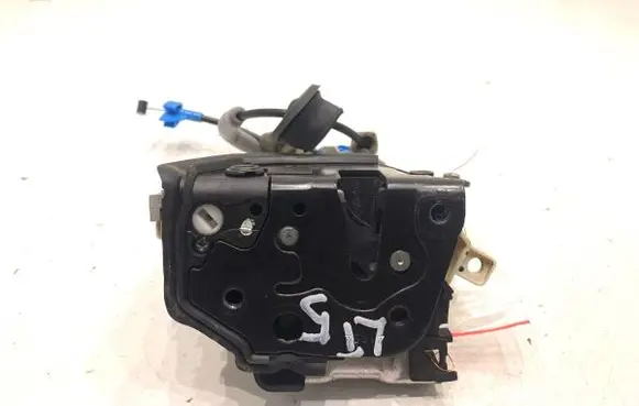 Audi A3 S3 8V Rear door lock 8K0839015E