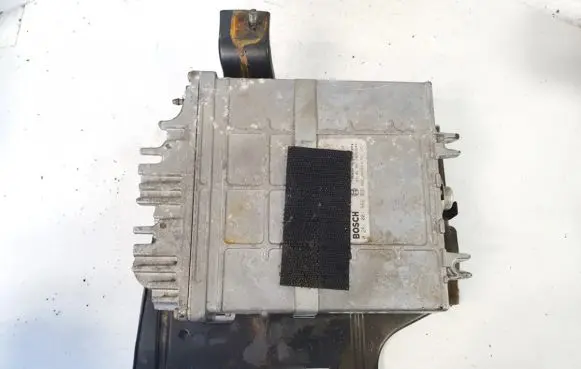 Volkswagen Sharan Engine control unit/module 0281001662 27.05.9828sa3644