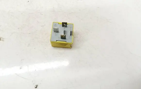 Renault Megane I Other relay 7700844253