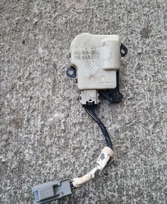 Ford Explorer V A/C air flow flap actuator/motor AA5319E616CB
