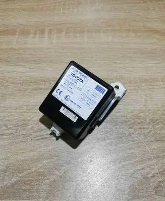 Toyota Corolla Verso AR10 Door control unit/module 897410F010 61B168000