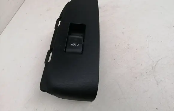 Toyota Prius (XW30) Electric window control switch 7427147060