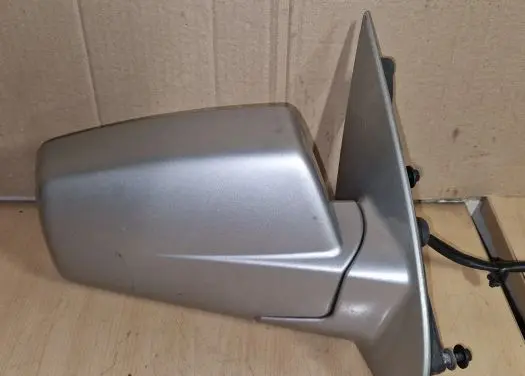 Cadillac SRX Front door electric wing mirror