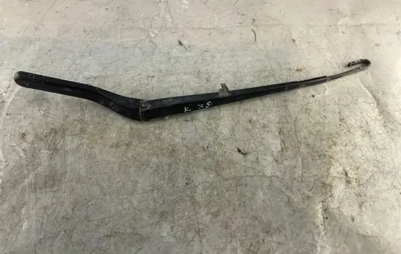 BMW X5 E53 Front wiper blade arm 8403031ds