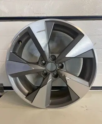 Audi Q5 SQ5 R12 alloy rim 80A601025AN
