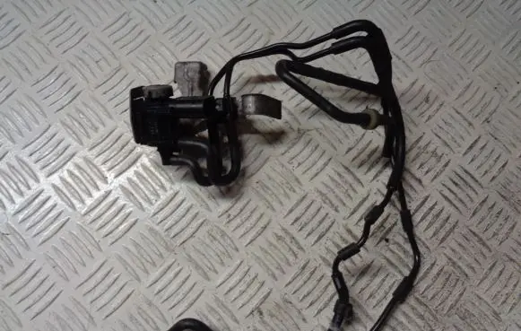 Skoda Yeti (5L) Turbo solenoid valve 1K0906283A