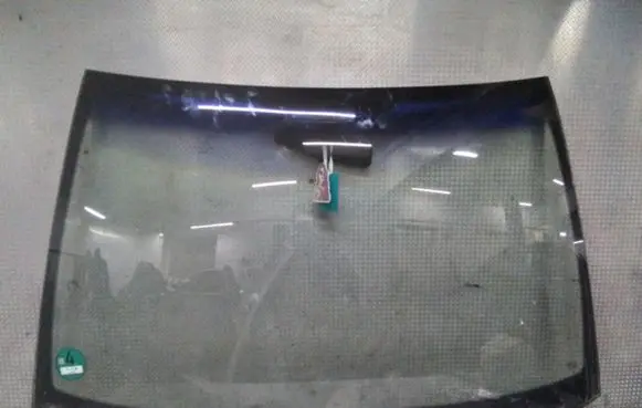 Opel Vectra C Front windscreen/windshield window 