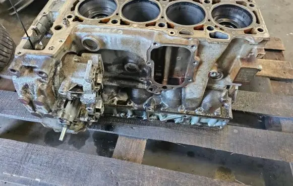 Iveco Daily 35 - 40.10 Engine block 