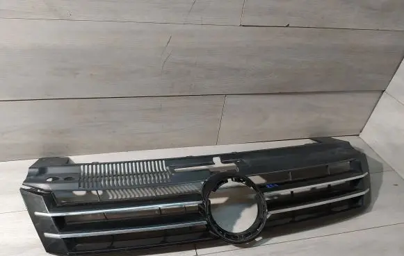 Volkswagen Sharan Front grill 7N0853653B