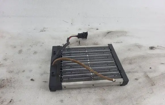 Skoda Fabia Mk1 (6Y) Electric cabin heater radiator 1486602 6Q0963235