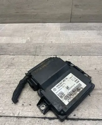 Volkswagen PASSAT B7 Hand brake control module 3AA907801G 18233201A