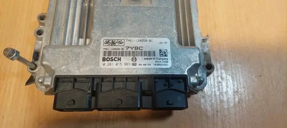 Mazda 3 II Engine control unit/module ECU 7M61-12A650-BC 0281015963