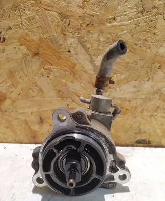 Mazda Premacy Vacuum pump