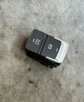 Volkswagen Golf VII Rear glass lock/latch C41 5G0927225D