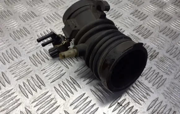 Mazda 6 Air intake hose/pipe