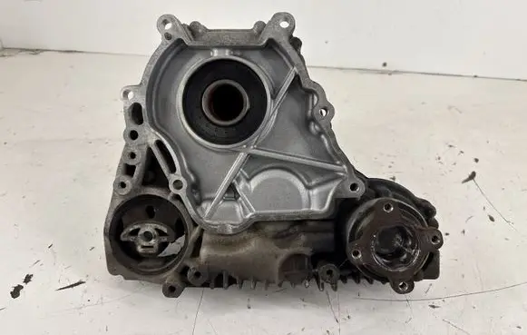 BMW X1 E84 Gearbox transfer box case 7643755 27107643755 ATC35L