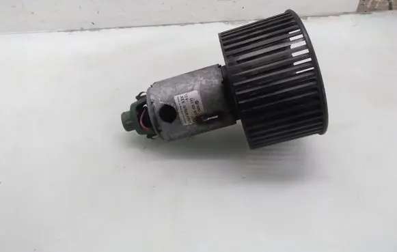 Audi 200 Heater fan/blower 443959101