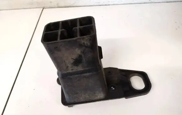 Peugeot 5008 Front bumper mounting bracket 9682791280