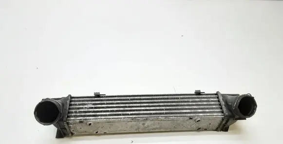 BMW 1 E81 E87 Intercooler radiator 3093796