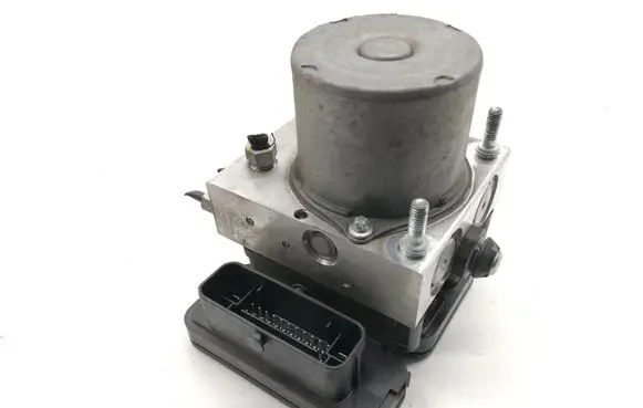 Mazda CX-3 ABS Pump D10J437A0D