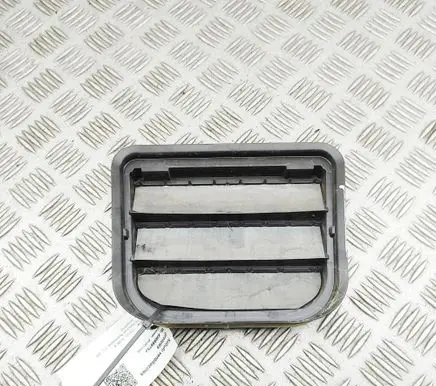 Volvo XC90 Quarter panel pressure vent 31369380