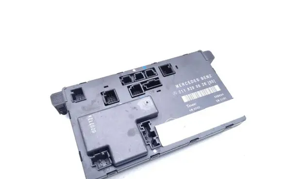 Mercedes-Benz E W211 Door control unit/module 2118200626