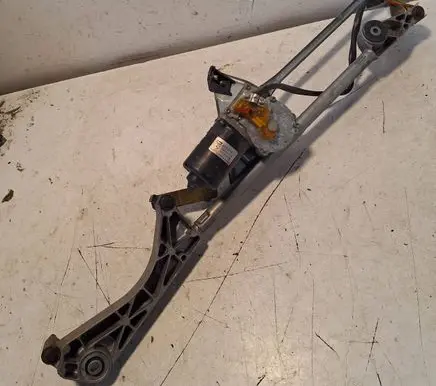 Mercedes-Benz C W203 Front wiper linkage and motor 404518 4451C A2038200342