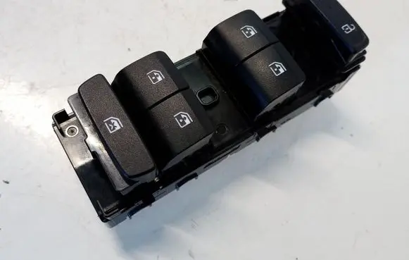Hyundai Tucson IV NX4 Quarter vent window switch 93571N7900