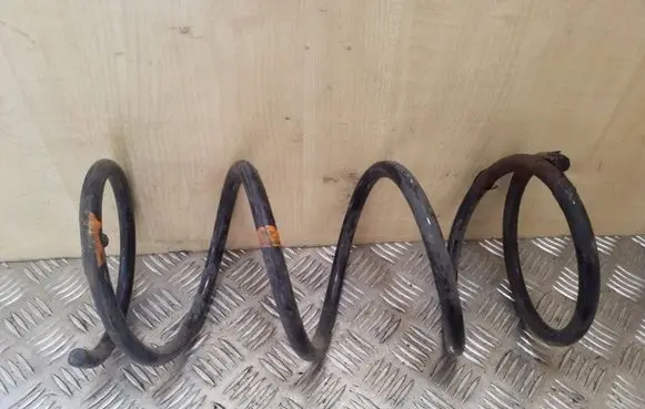 Toyota Avensis Verso Front coil spring