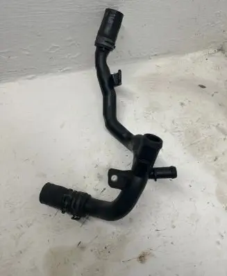 Mercedes-Benz B W245 Engine coolant pipe/hose A6402001452