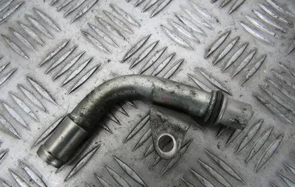 Toyota Auris 150 Engine coolant pipe/hose