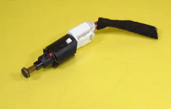 Peugeot 307 Brake pedal sensor switch 9643478880