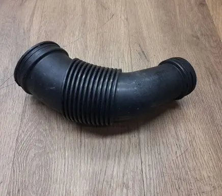 Porsche Macan (95B) Air intake duct part 95B129609