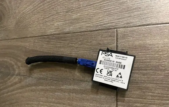 Citroen C4 II Other devices 9849177480