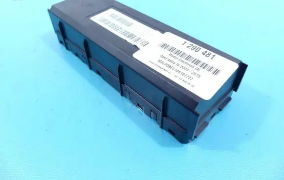 Opel Astra J Central body control module 13581999 IMPRK1290481