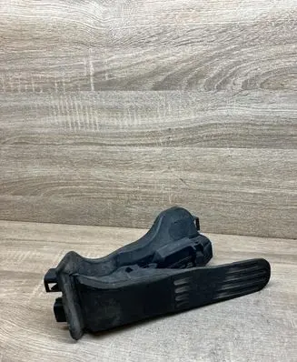 Volkswagen Golf IV Accelerator throttle pedal 1K1721503T 6PV00860050