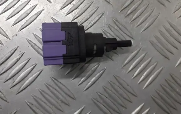 Skoda Fabia Mk2 (5J) Brake pedal sensor switch