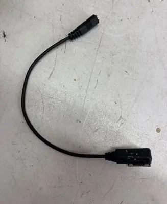 Mercedes-Benz ML W164 AUX in-socket connector A0018279004 76211