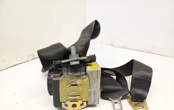 Mercedes-Benz S W220 Rear seatbelt 00064577