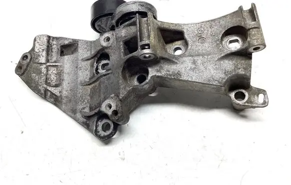 Nissan Qashqai Generator/alternator bracket 8200669494 656308