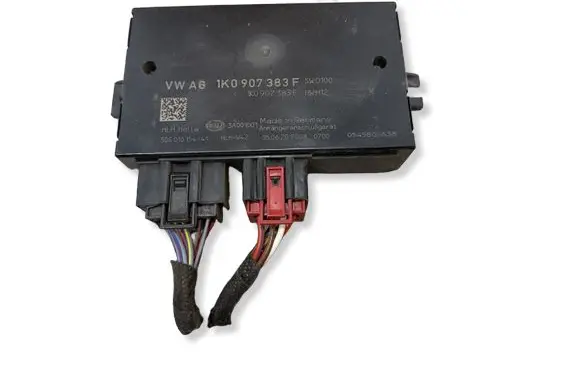 Volkswagen Amarok Tow bar trailer control unit/module 1K0907383F