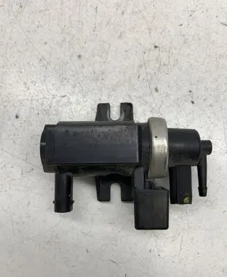 Mercedes-Benz A W169 Turbo solenoid valve A0051535528 70078200