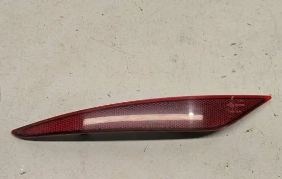 Toyota Avensis T270 Rear tail light reflector 8192005010