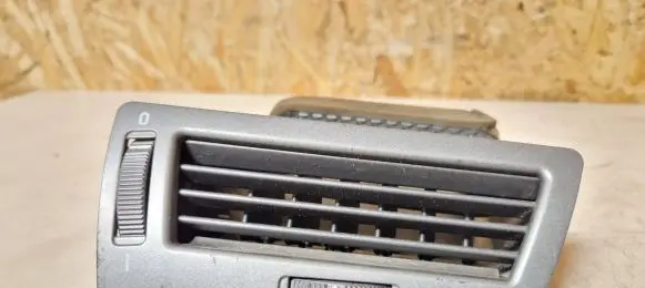 BMW 7 E65 E66 Dashboard side air vent grill/cover trim 64228223334