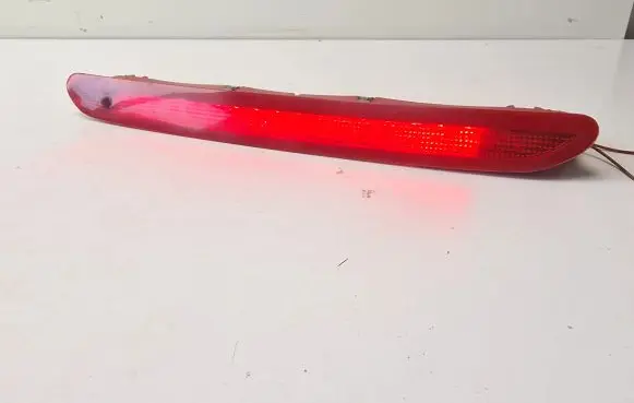 Volkswagen Touran II Third/center stoplight 1T0945087